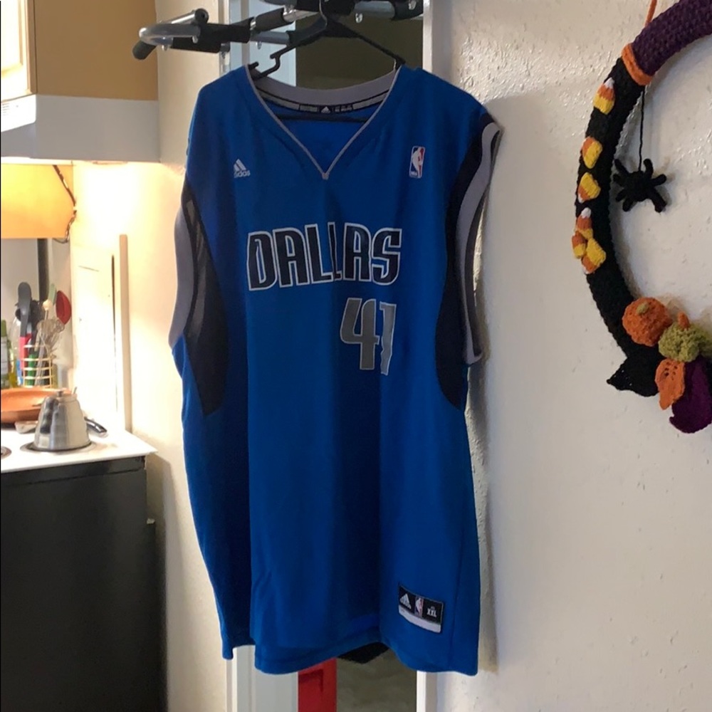 Dirk Nowitzki Basketball jersey